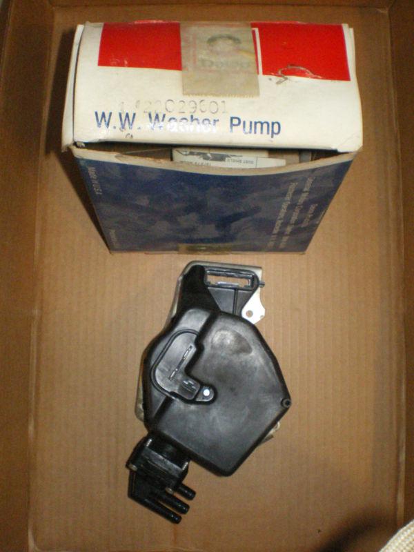 Nos 1974-90 chevrolet cadillac buick pontiac windshield washer pump 22029601