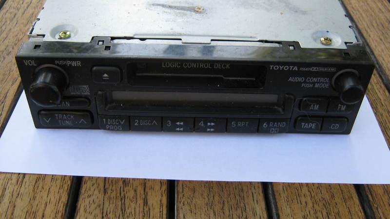 Vintage toyota corolla 1999 am/fm radio cassette deck
