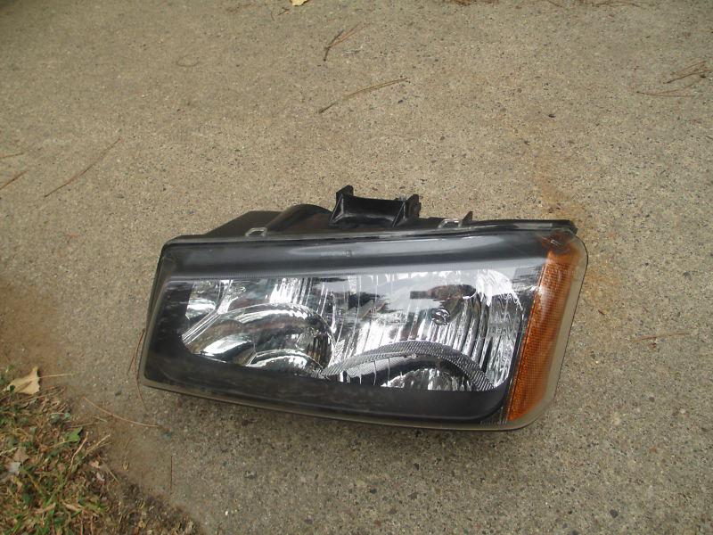 2003 2004 chevrolet silverado pickup avalanche left headlight 15183878