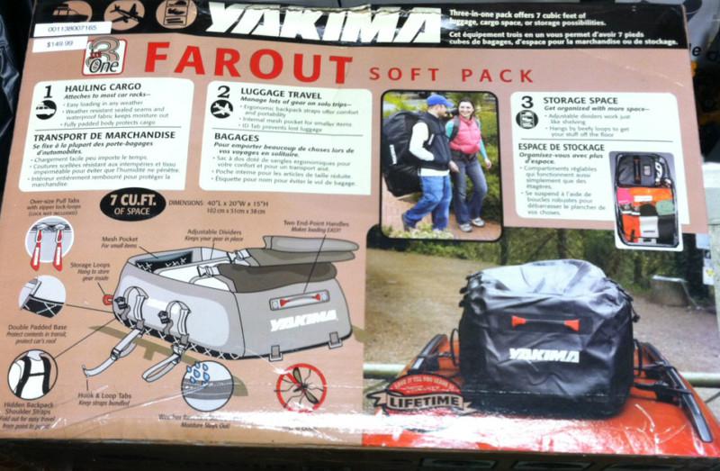 New yakima far out 3 in 1 soft cargo luggage gear cartop carrier bag