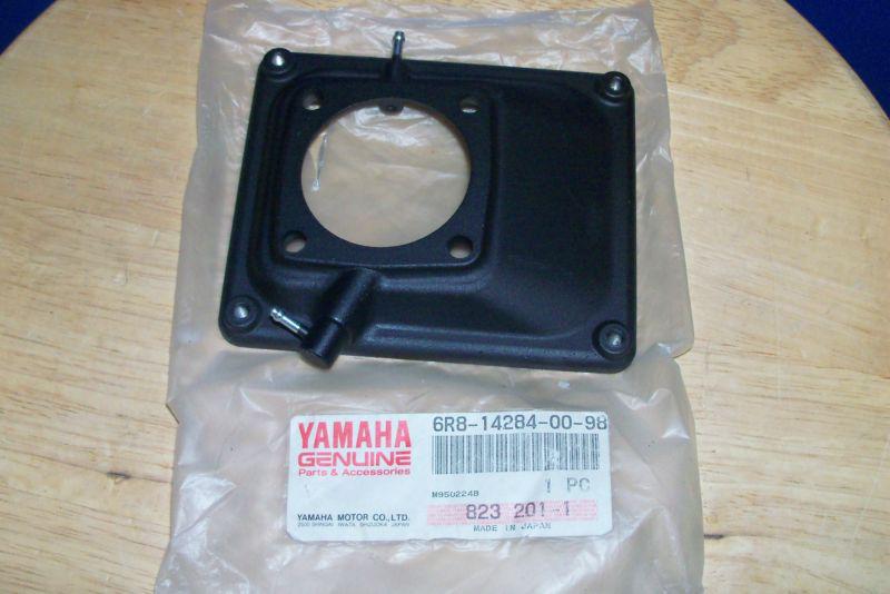 Yamaha  oem carb cover vxr wave raider runner iii  6r8-14284-00-98