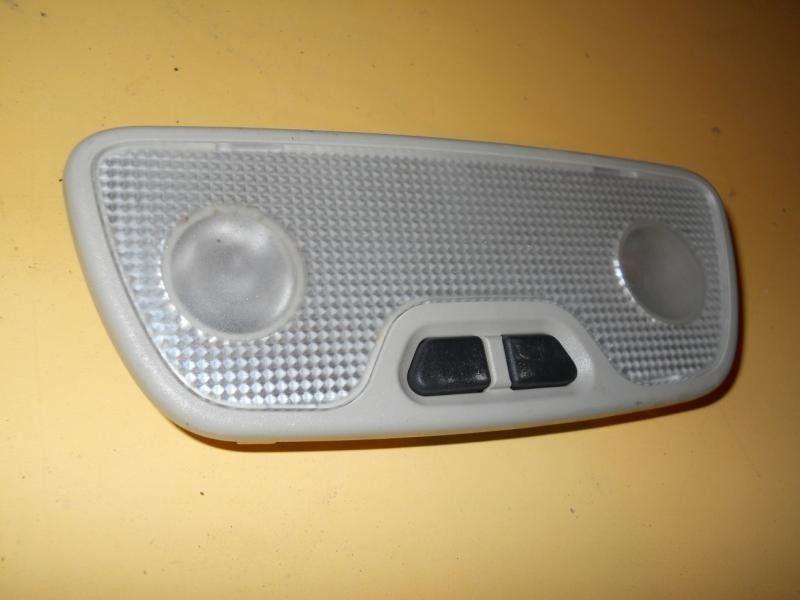 01 volvo s40 dome reading light lamp tan