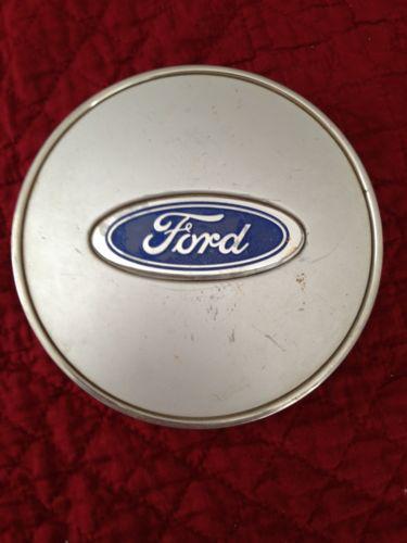 Ford crown victoria center cap / hub cap 1982-92