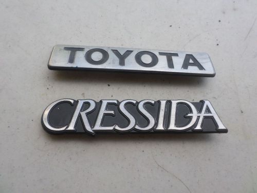 86-89 toyota cressida rear trunk 75442-22020 logo 75442-22050 emblem decal set