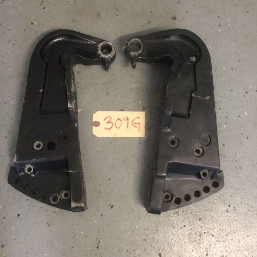 Johnson evinrude transom stern clamps 150hp 329712 329713