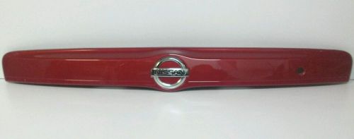 2012-16 nissan versa sedan trunk lid finish plate trim moulding red 84810 3ba3a