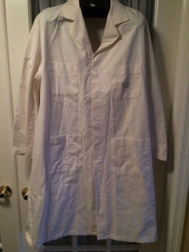 Ford michigan proving ground lab coat pre owned mustang gt f-150 cobra torino
