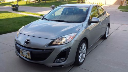 2010 mazda 3 s - excellent condition - low mileage - new tires!!!