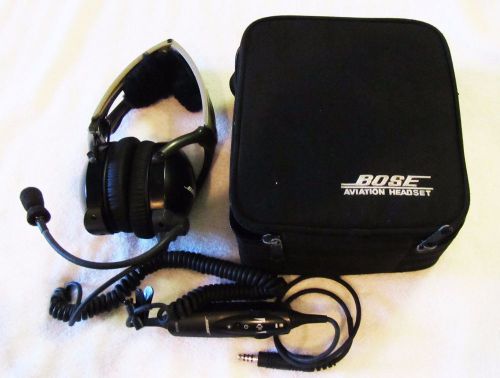 Bose ahx-32-02 aviation headset with case