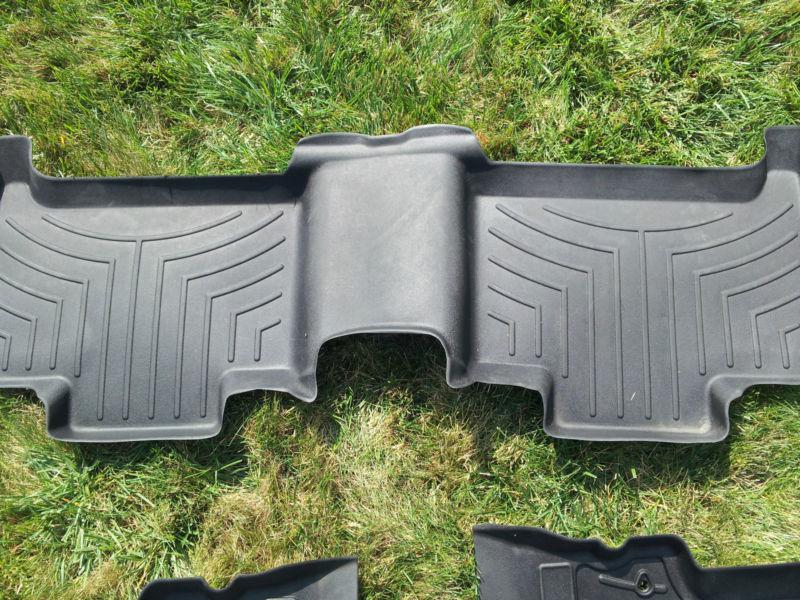 Weather tech custom fit front and rear mats for 2008 hummer h3