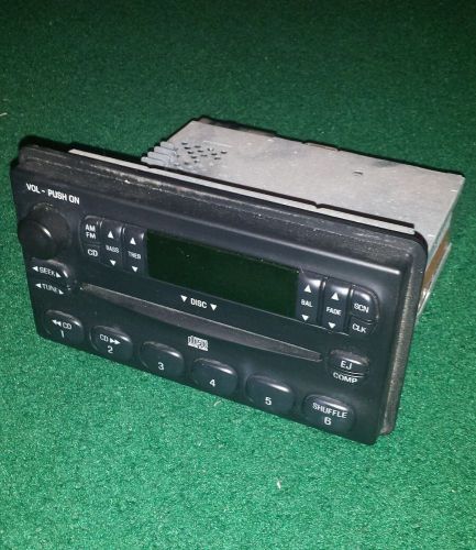 2004 ford mustang radio