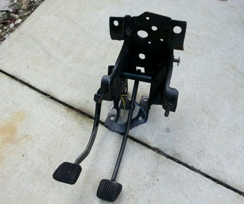 1979-1984 mustang gt convertible lx coupe ghia 4-speed or 5-speed pedal assembly