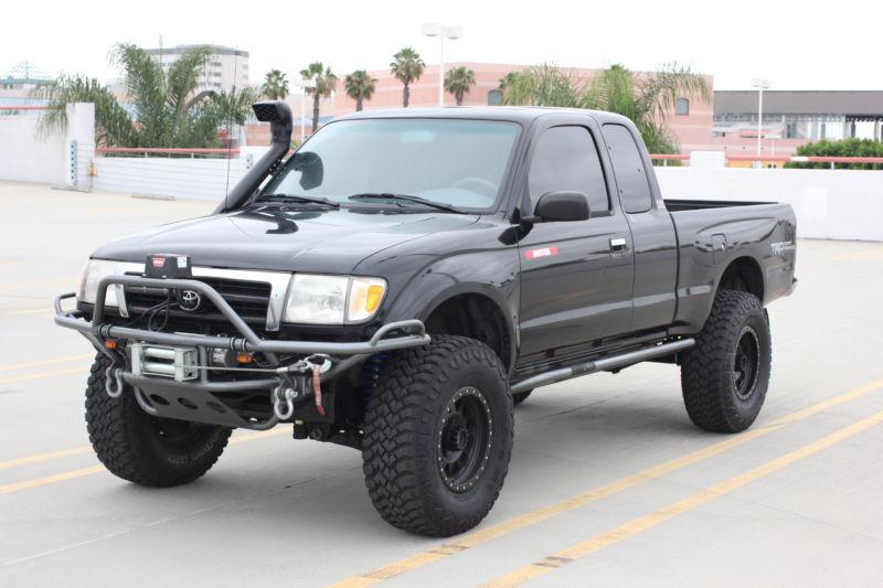 1999 toyota tacoma xtra-cab 4wd trd off-road - fully loaded!