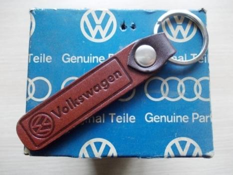 Vw volkswagen beetle bug bus nos leather keychain