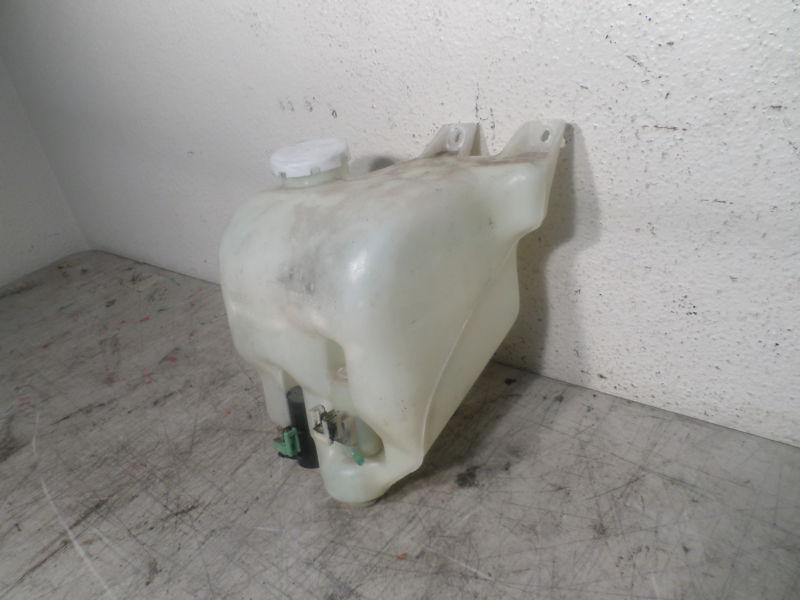 00 01 02 03 04 outback windshield washer fluid reservoir tank jug w/rear wiper