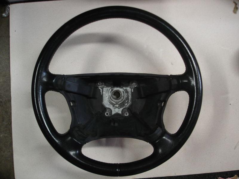 2001 saab 9-5  steering wheel