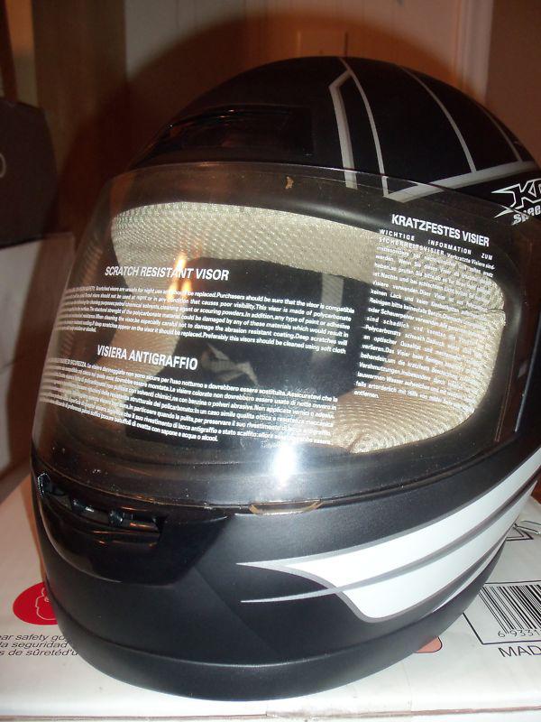 Kga speed media mr8 helmet