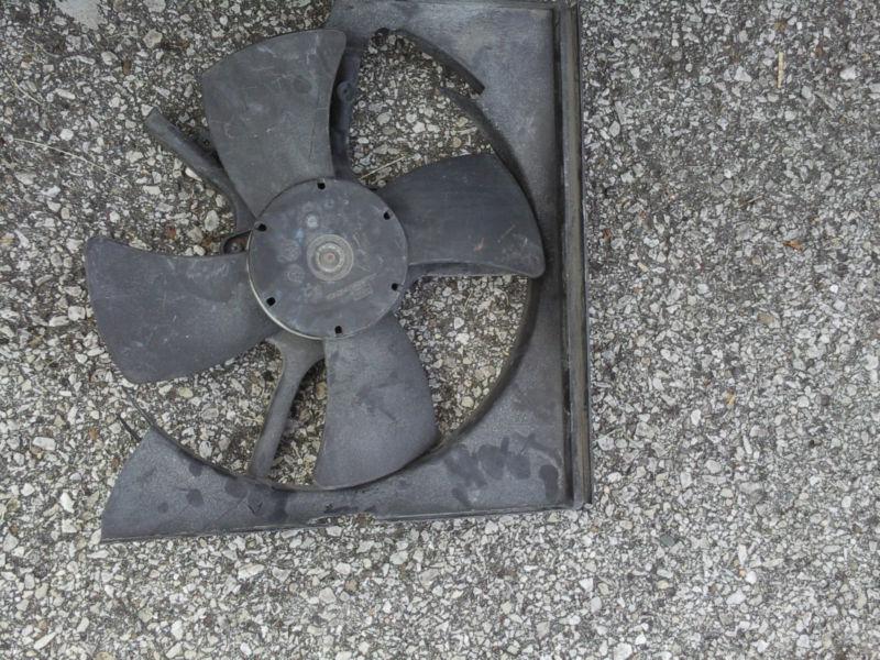 Nissan altima a/c condenser/radiator fan minus shroud. fully functional