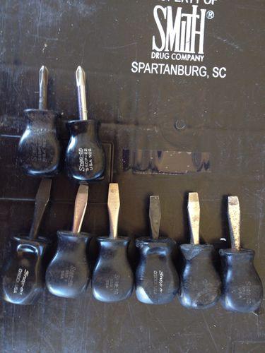 8 snap-on stubby screwdrivers