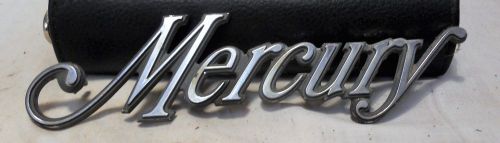 Vint. mercury script emblem 4-pin style #03mb~6542528~aa  &#034;fomoco&#034;
