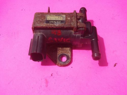 1998 - 2000 honda civic  vacuum switch valve solenoid 136200-1290 denso