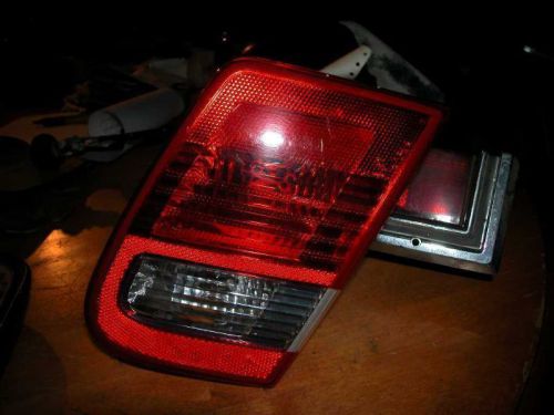 03 04 05 06 07 saab 9-3 right tail light lamp lens  lid mounted with fog lamp 2