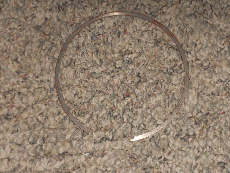 Nos 1980 - 1993 ford mustang aot auto transmission clutch plate snap ring new -a