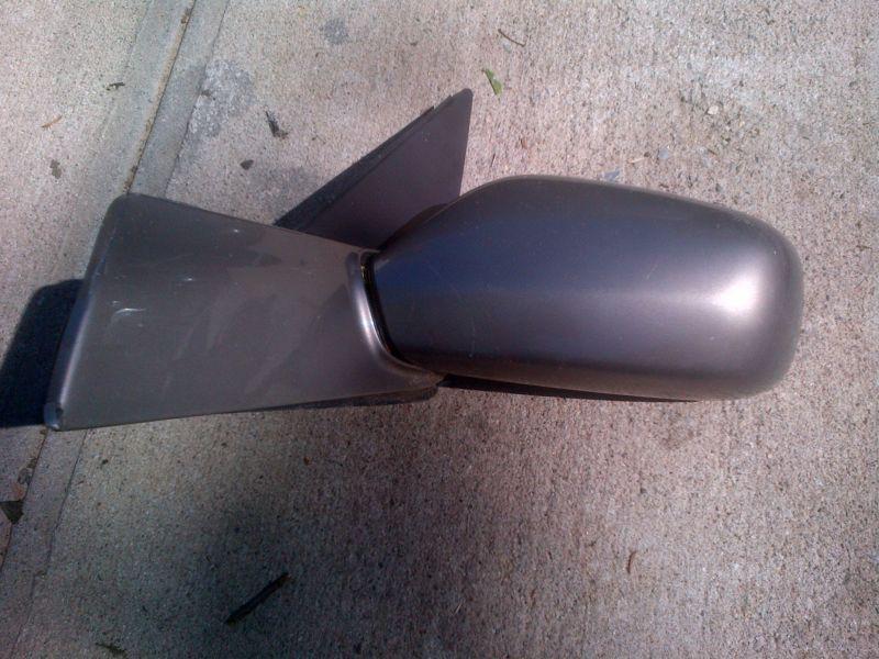 Saab 9-5 turbo drivers side mirror, broken mirror, core, parts  