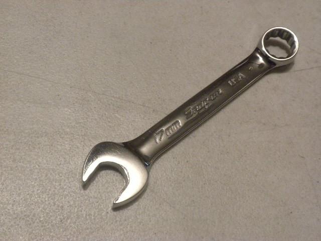 Snap-on 17 mm short flank drive plus combination wrench soexm170