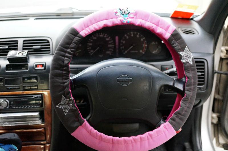 Disney minnie mouse car accessory : happy minnie steering wheel cover  