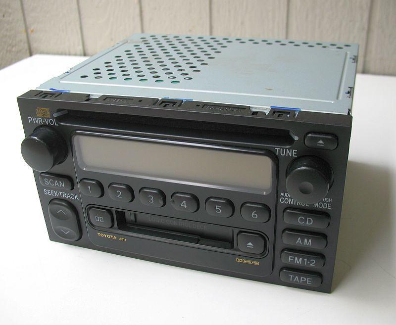 Toyota 86120 0c020 16814 radio factory oem tape cd player nice