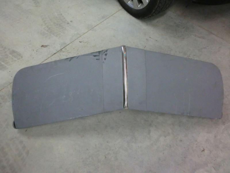 Find Fulton Deluxe Exterior Adjustable Sun Visor with Rare Lip Mount