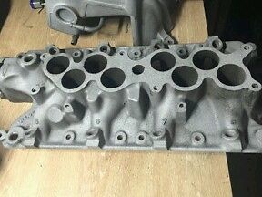 Ford explorer/mountaineer gt40 intake manifold!  5.0l 302, up/lower