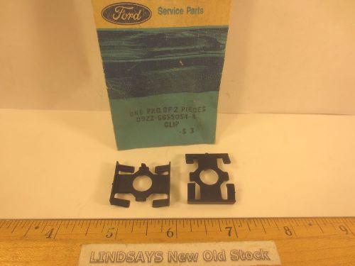 2 pcs in 1 ford package 1979/88 mustang &#034;clip&#034; (luggage carrier retainer) nos
