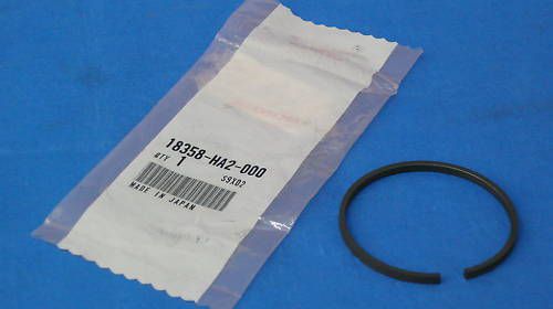 Honda 250r atc atc250r 1 new oem exhaust ring 85 86 engine pipe cylinder oil jet