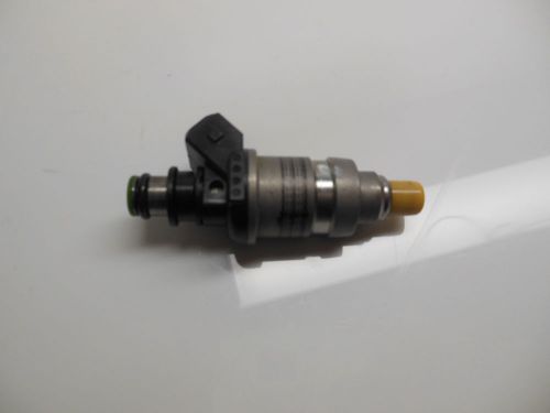 Yamaha ox66  outboard injector assy  p.n. 65l-13761-00-00, fits: 1997-2005, 1...