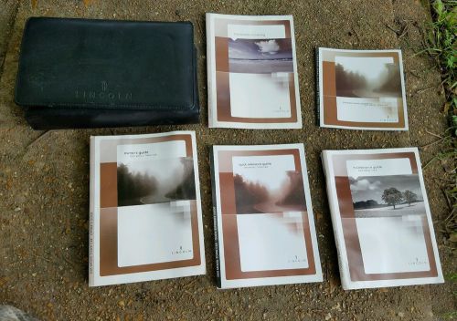 Oem 2005 lincoln town car owners manual supplemental books &amp; black portfolio