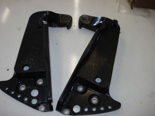 Mercury transom bracket 828334f1 (starboard) 828333a3 (port) fits 3 and 4 cylind