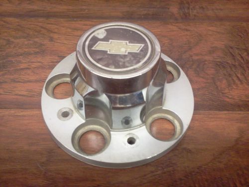 Center cap - chevrolet  /  1973  1974  1975  1976  1977  1978  1979-1987  #11