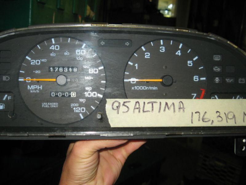 1995 altima speedometer cluster oem 
