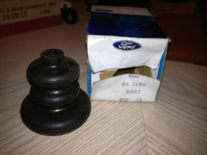 1960 1961 1962 1963 1964 1965 1966 1967 mustang ford nos master cylinder boot 