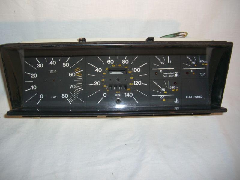 Alfa romeo milano or 75 - partial dashboard gauge assembly 1987-89