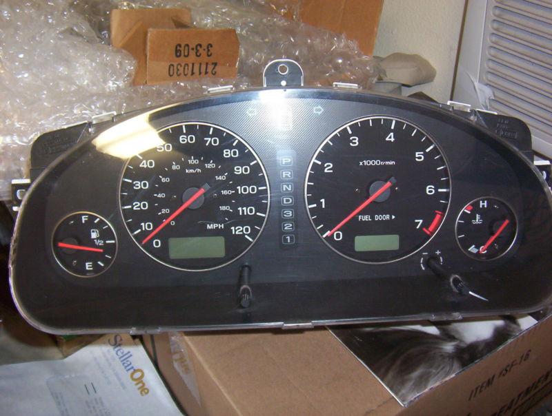 Subaru legacy outback 2001-2002 manual trans. with tach instrument cluster 