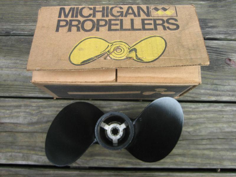 Michigan pm-30 aluminum 10' x 11" rh propeller