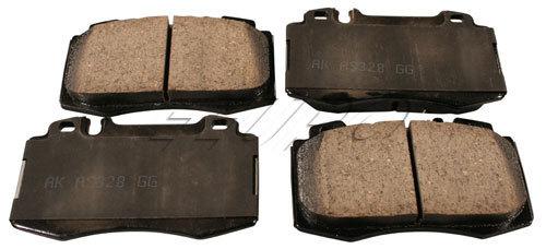 New akebono disc brake pad set - front eur1072 mercedes-benz oe 14209920