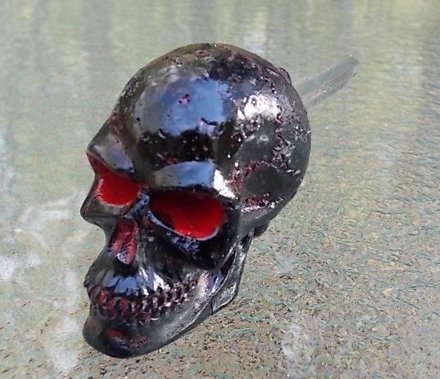Black & red huge skull for yamaha road/royal/vstar/warrior/stryker/raider/r1/fj