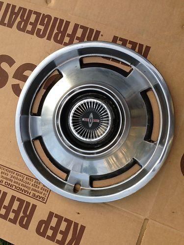1965 65 chevy corvair corsa 13" hubcap hub caps (2)  nice used 3861087 3962