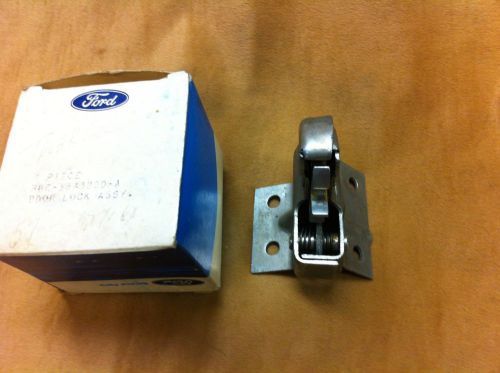 1957,1958 ford,thunderbird,mercury nos trunk or luggage compartment lock assy.