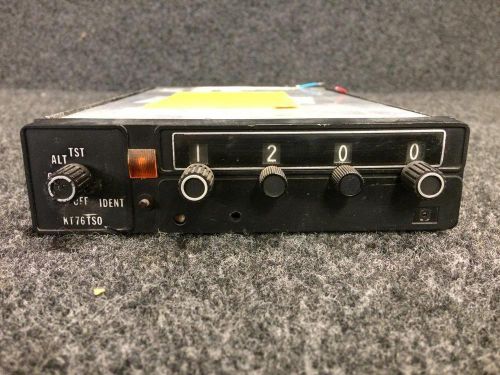 King radio corp kt 76 transponder w/ tray (volts: 14)  p/n 066-1034-01  s/n 2015