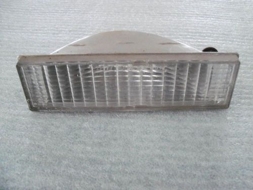 1977-78 chevrolet impala caprice front turn signal parking lamp